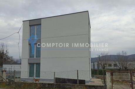 Isre (38) - A Vendre Echirolles - Immeuble  amnager
